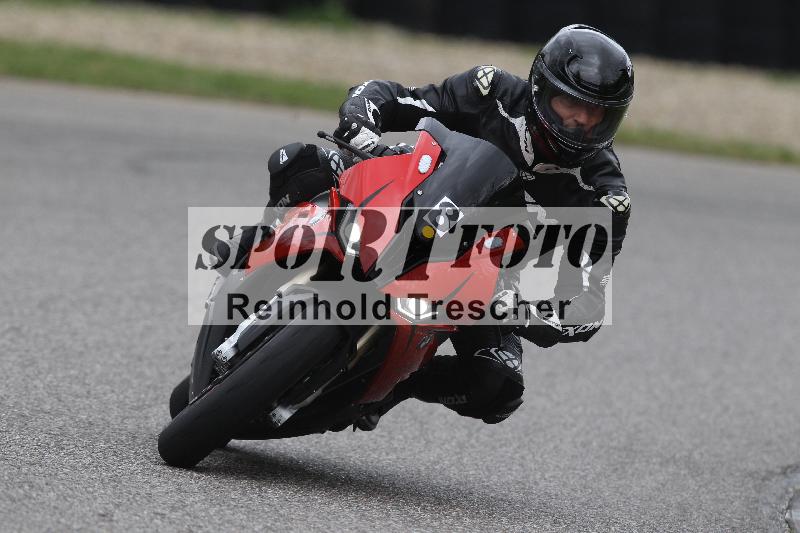 /Archiv-2025/10 23.04.2025 Cornu Master School ADR/rot-rouge/8